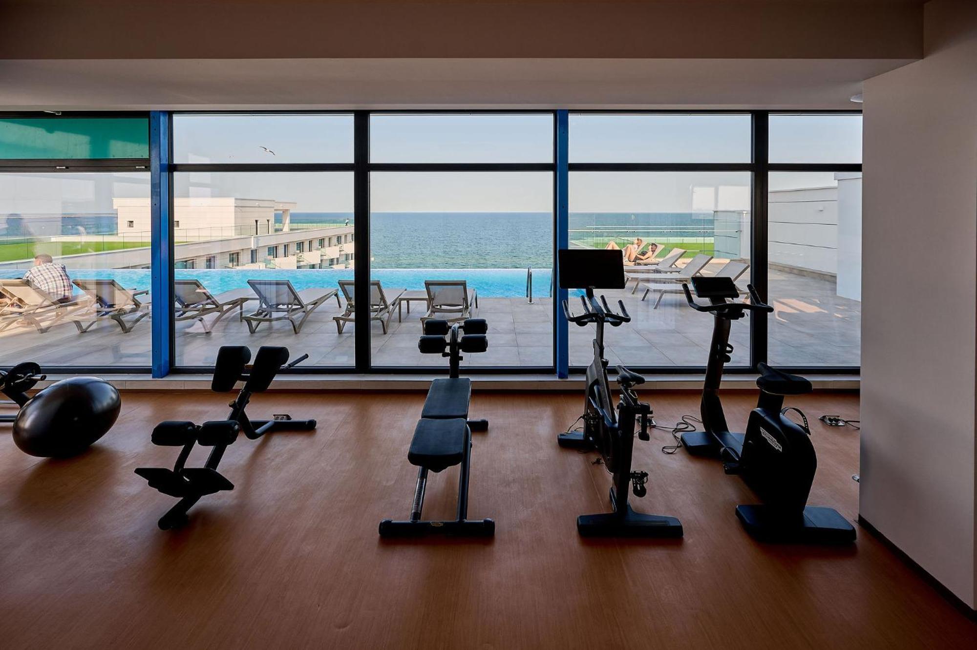 Soleil Anne Studio In Infinity Beach Resort - Parking Mamaia Buitenkant foto